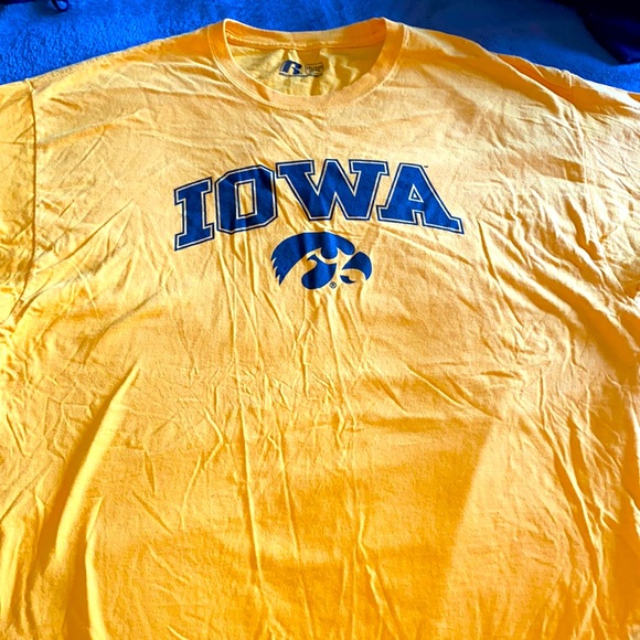 Iowa Hawkeyes Tshirt 2xl - Picture 2 of 5